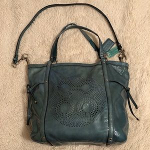 Coach Audrey Cinched Patent Leather Tote+Wristlet